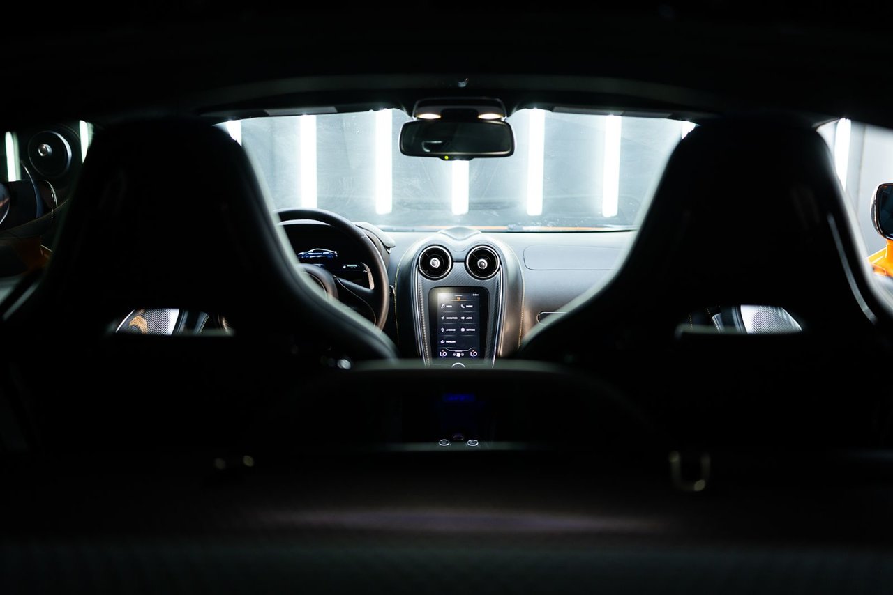 2023 McLaren GT GREAT COLOR! FINANCING AVAILABLE-59