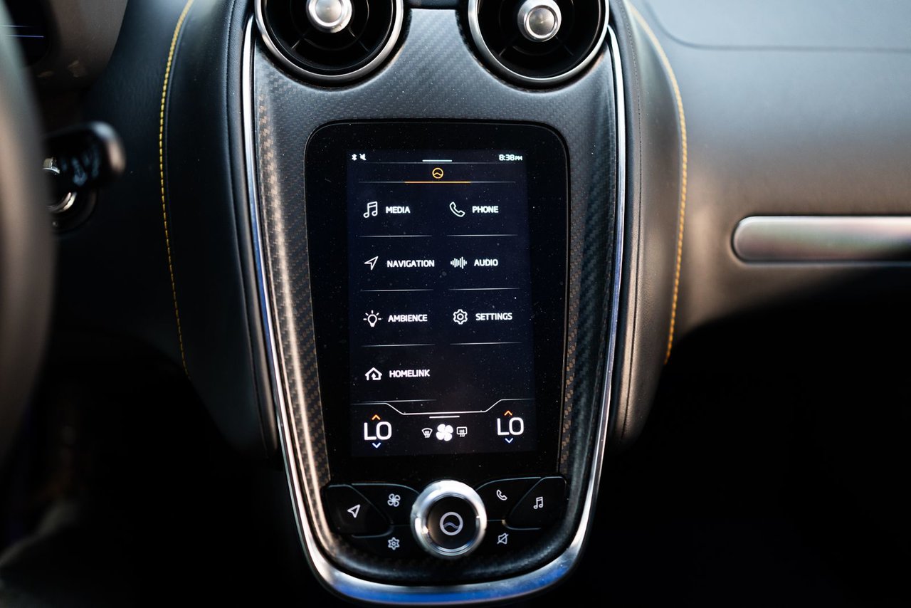 2023 McLaren GT GREAT COLOR! FINANCING AVAILABLE-31