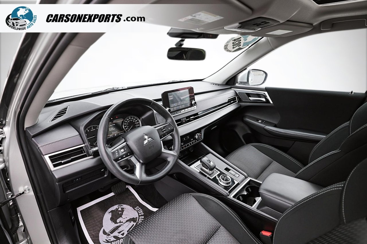 2024 Mitsubishi Outlander SE-15