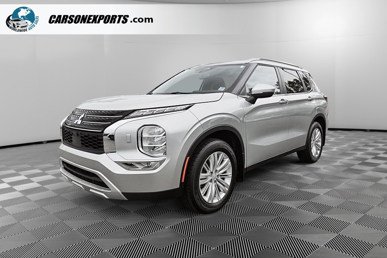 Gray 2024 Mitsubishi Outlander SUV / Crossover All-Wheel Drive Continuously Variable Transmission