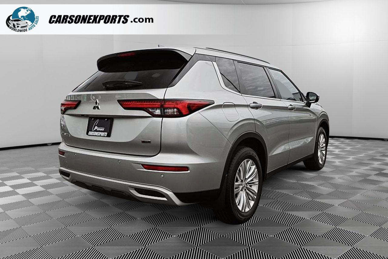 2024 Mitsubishi Outlander SE-4