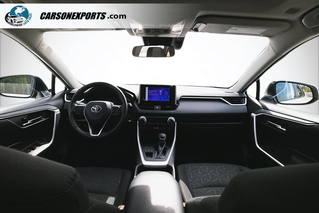 2024 Toyota RAV4 XLE-9