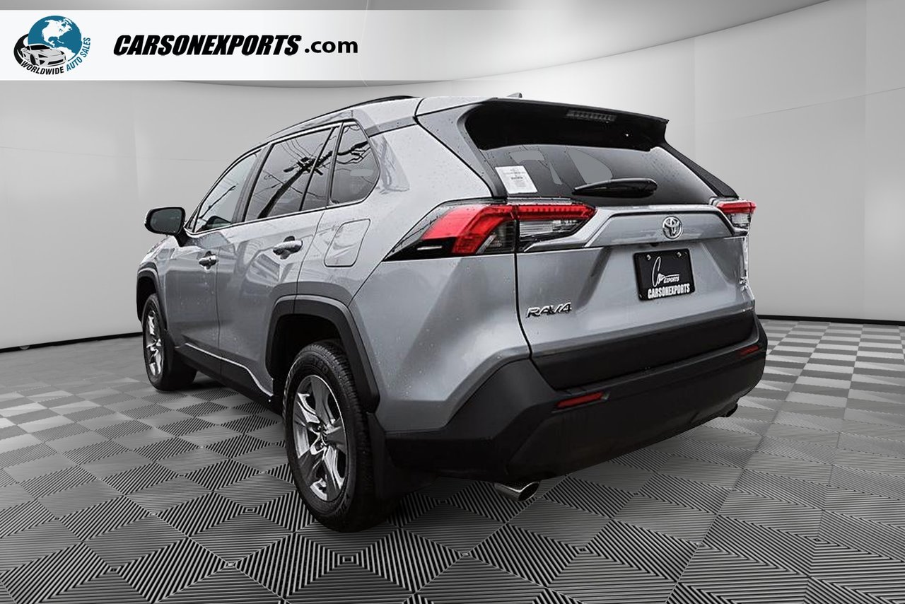2025 Toyota RAV4 XLE-6