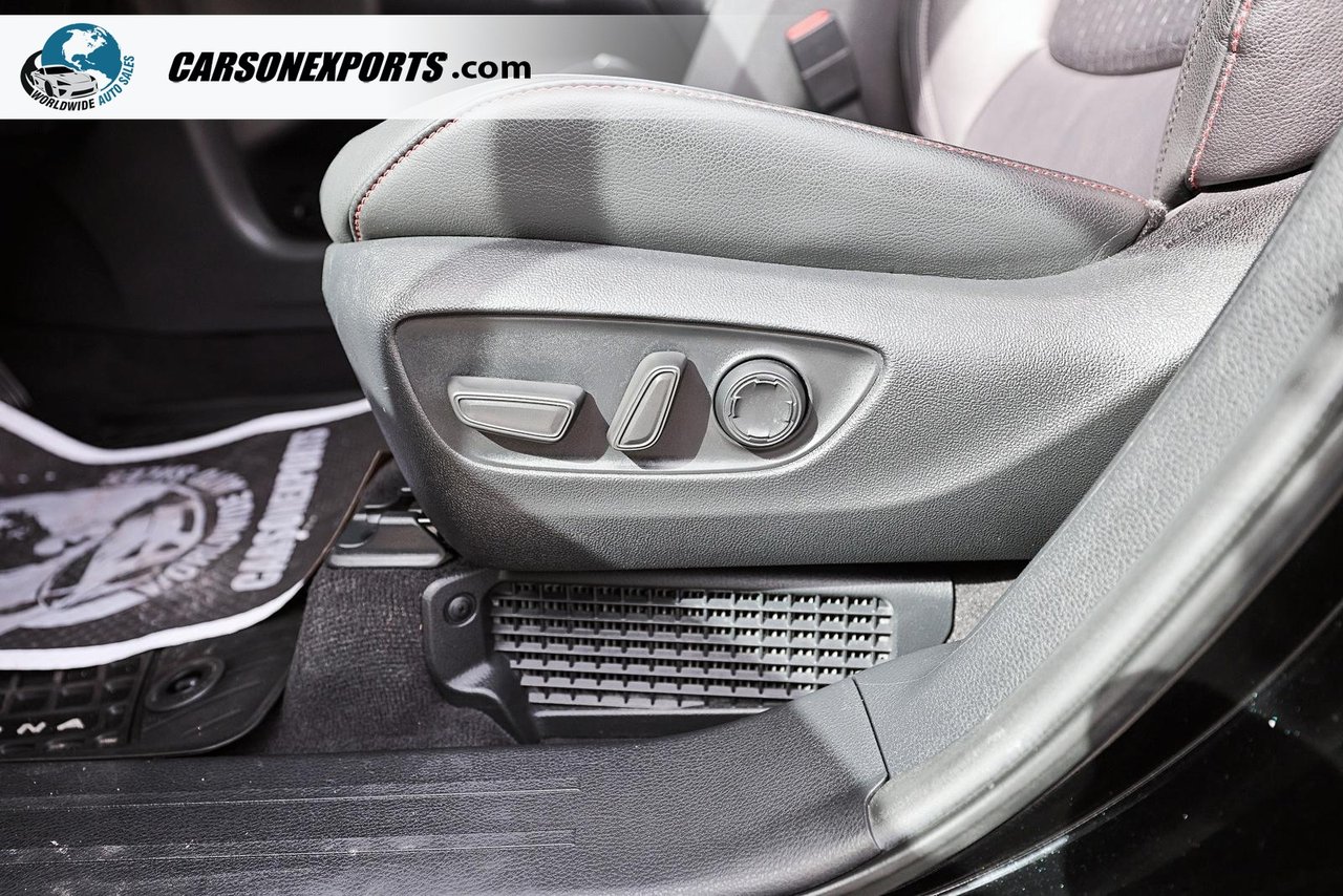 2025 Toyota Sienna XSE-16
