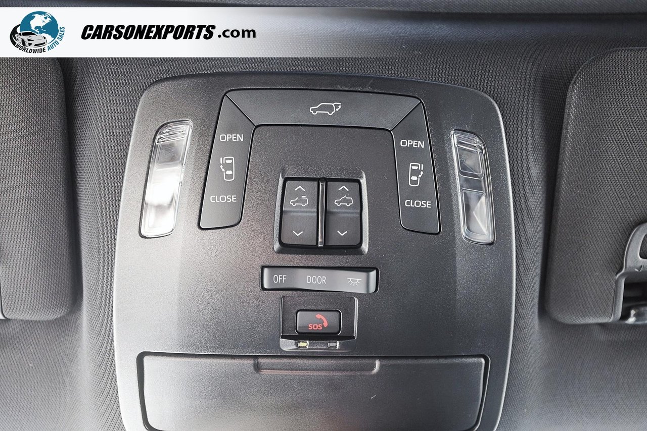 2025 Toyota Sienna XSE-40