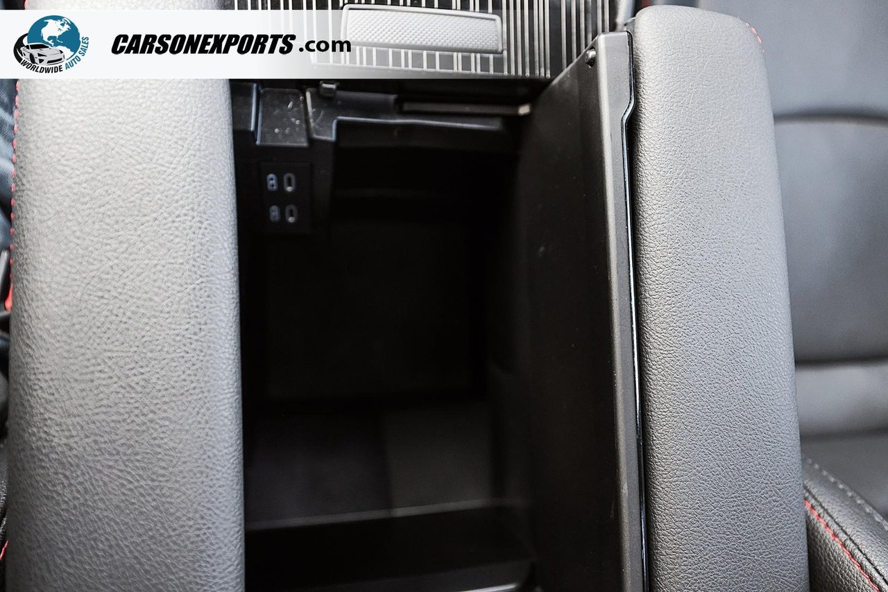 2025 Toyota Sienna XSE-37
