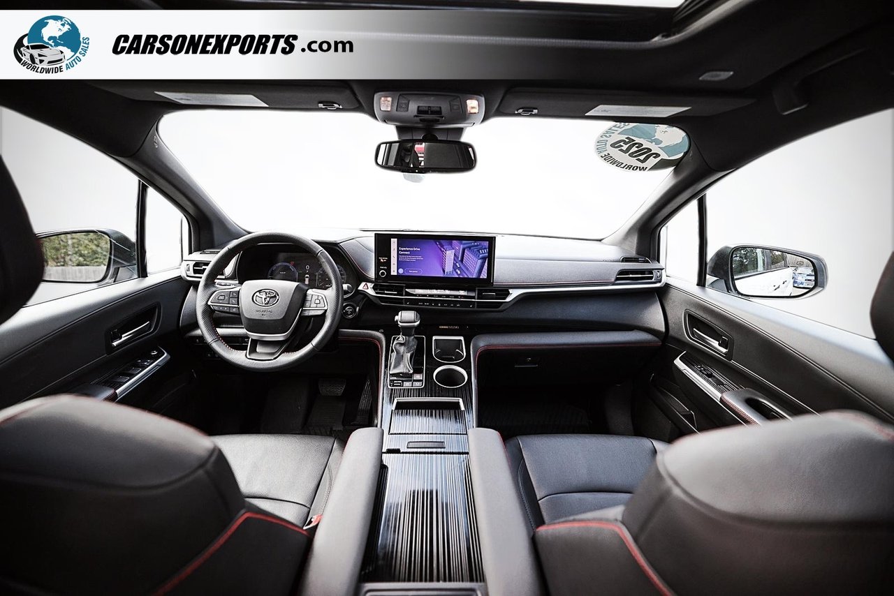 2025 Toyota Sienna XSE-18