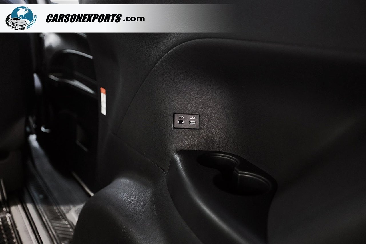 2025 Toyota Sienna XSE-10