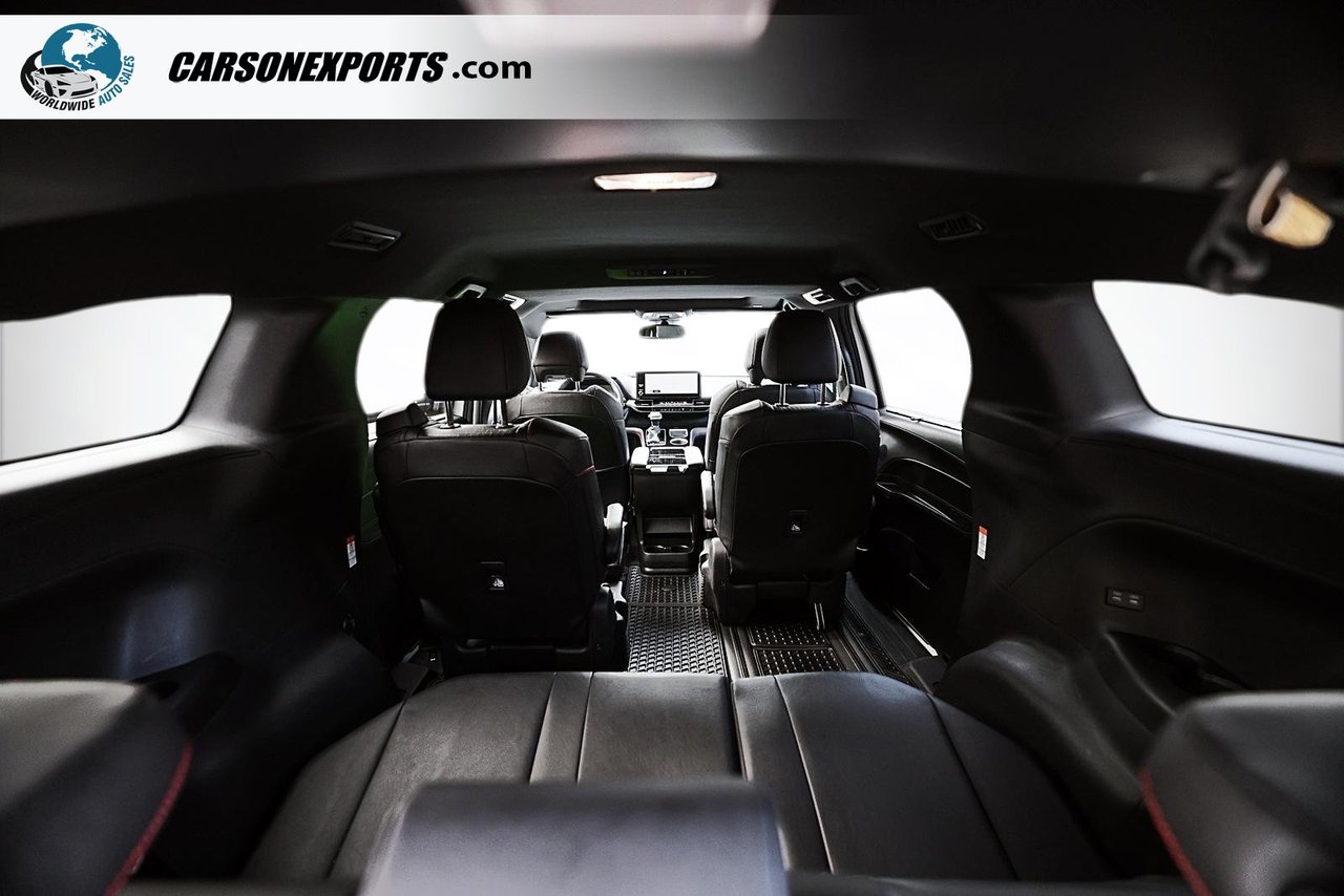 2025 Toyota Sienna XSE-12