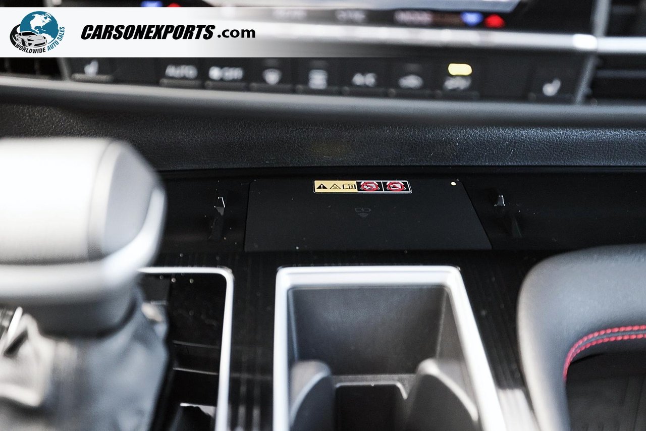 2025 Toyota Sienna XSE-32