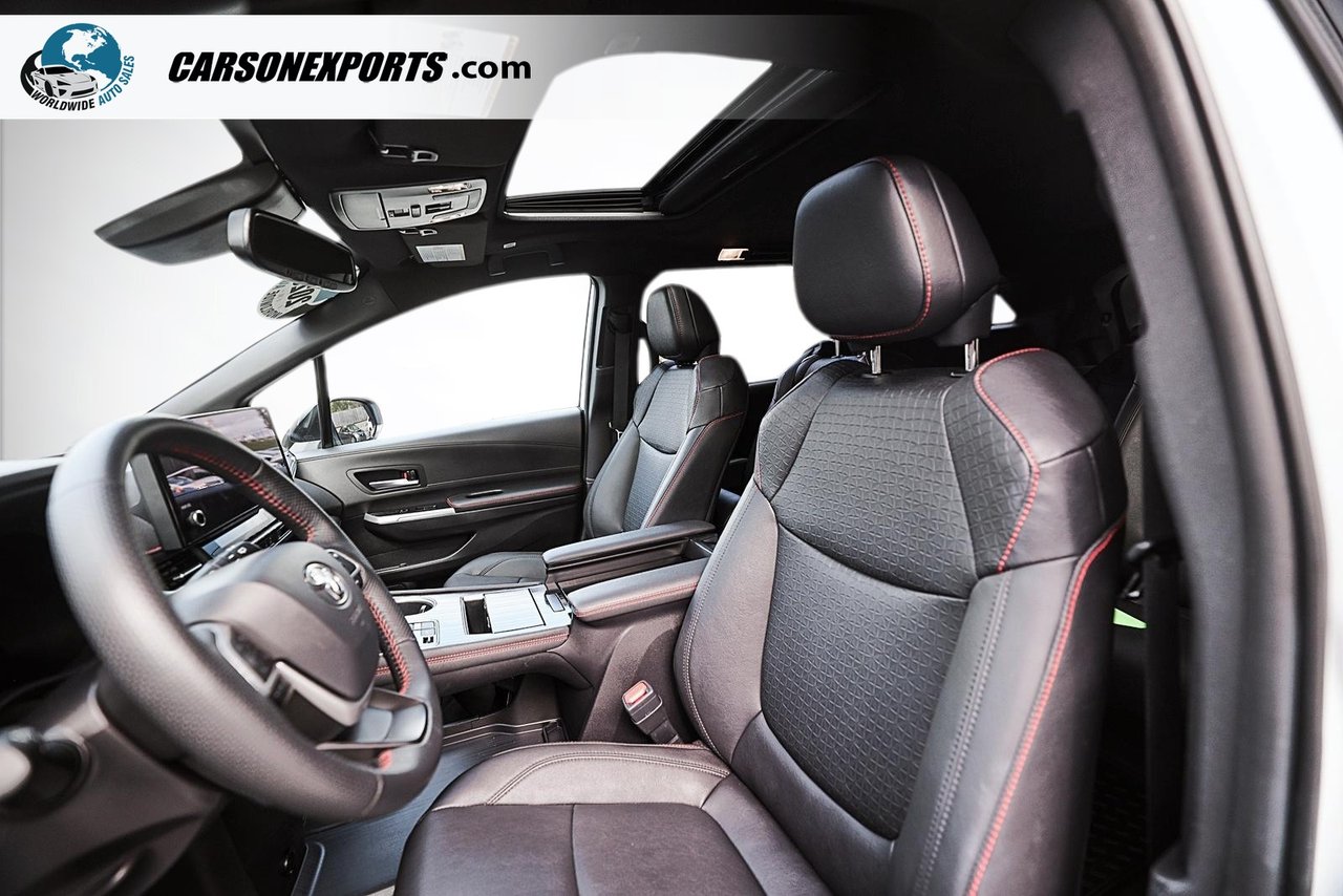 2025 Toyota Sienna XSE-16