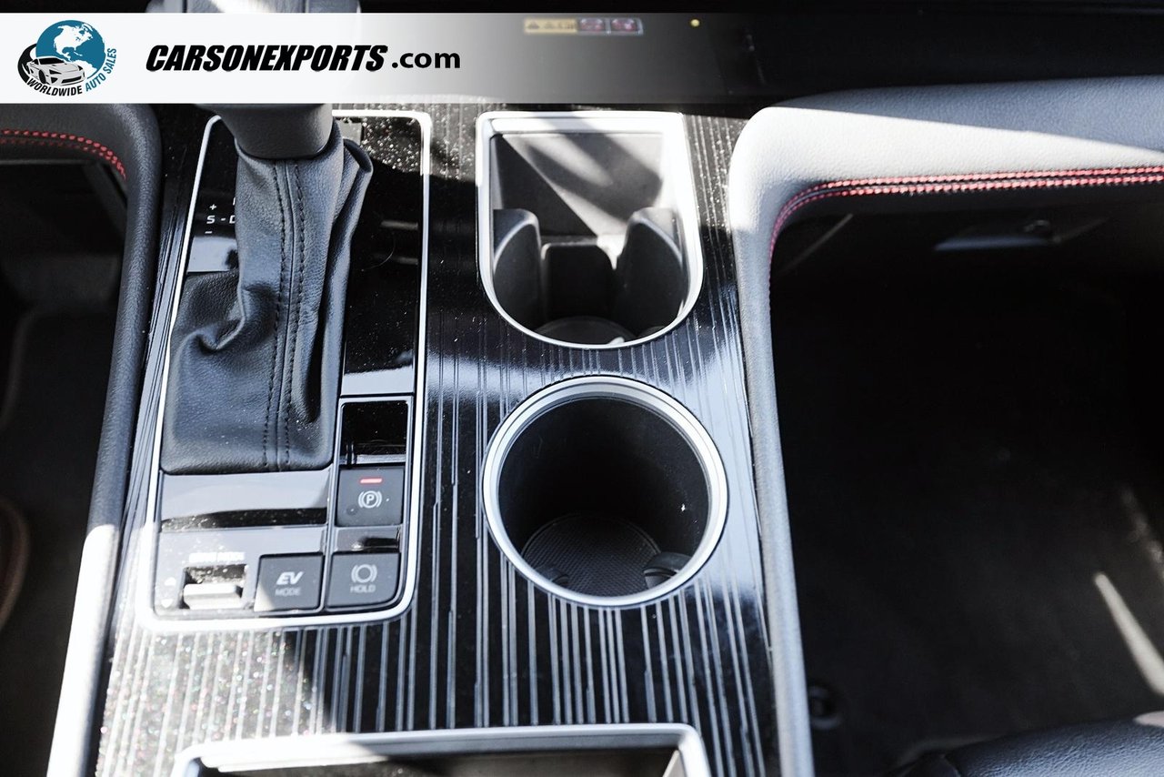 2025 Toyota Sienna XSE-20