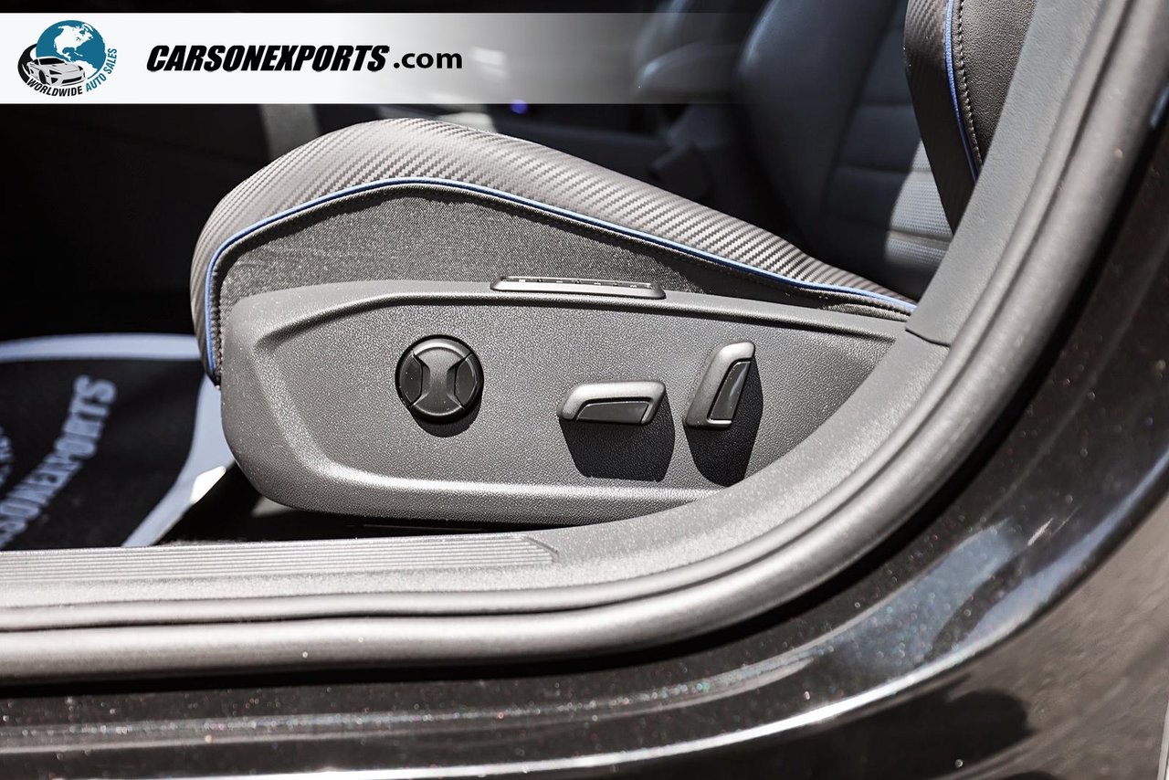 2024 Volkswagen Golf R Base-14