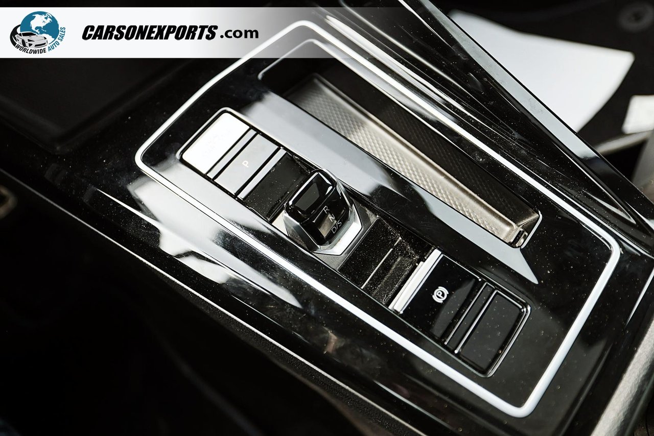 2024 Volkswagen Golf R Base-23
