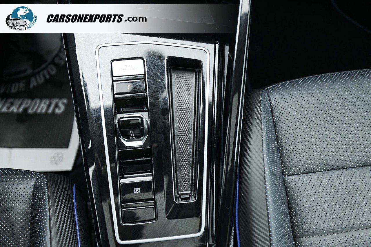 2024 Volkswagen Golf R Base-30