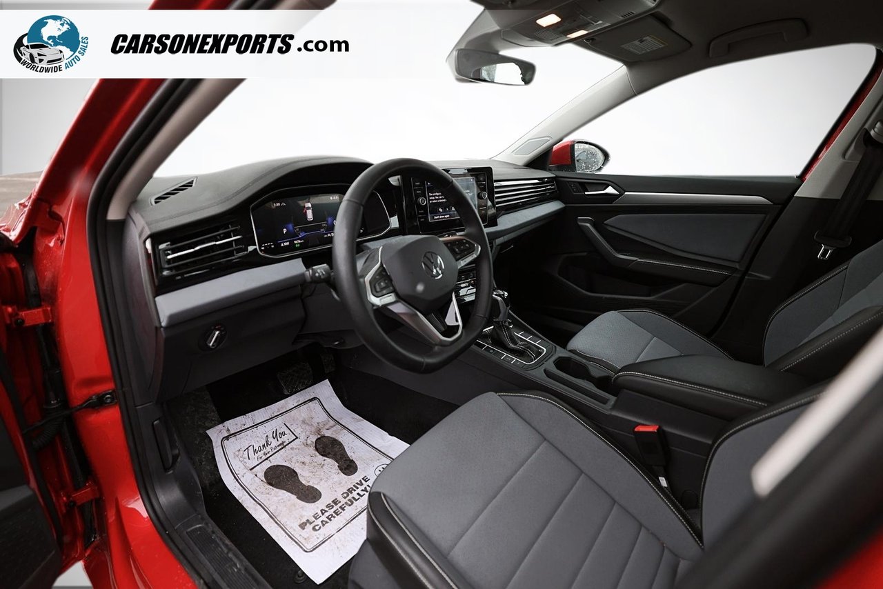 2025 Volkswagen Jetta Comfortline JUST 9000KM FINANCE TODAY!-10