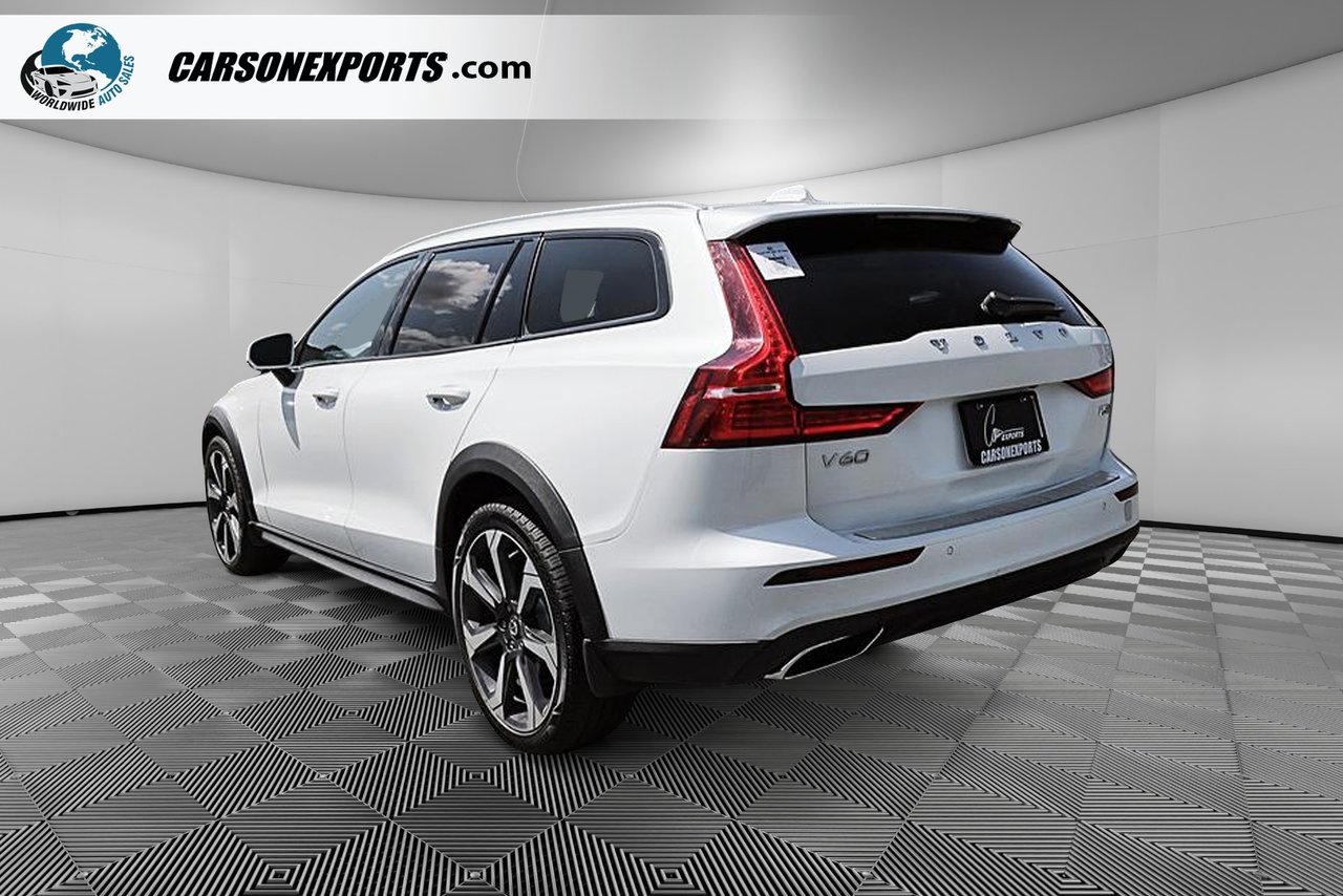 2022 Volvo V60 Cross Country T5-6
