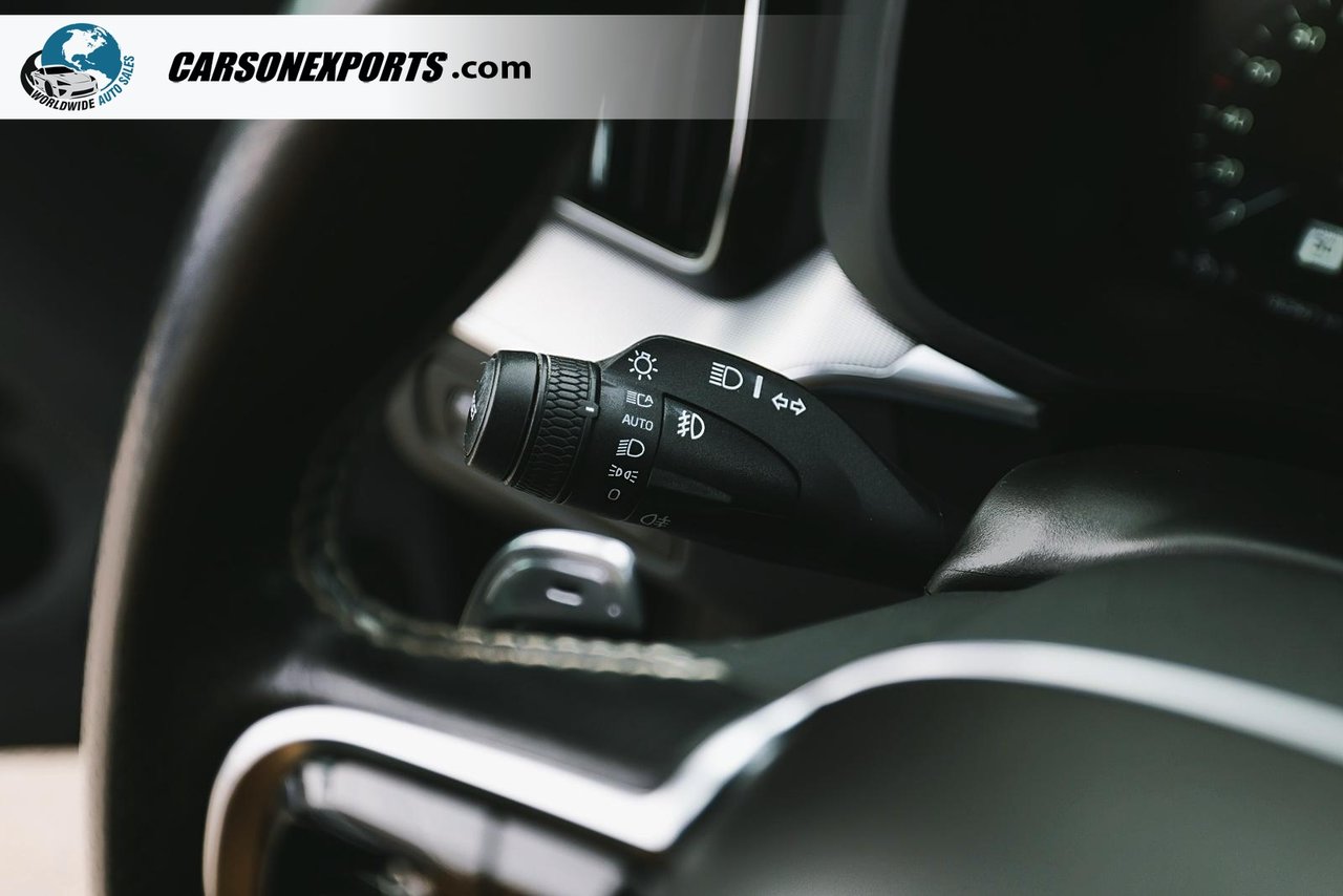 2019 Volvo XC60 Hybrid T8 R-Design-22