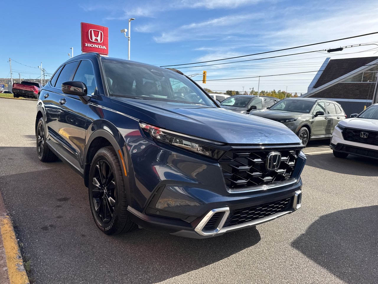 2025 Honda CR-V Hybrid Touring-1
