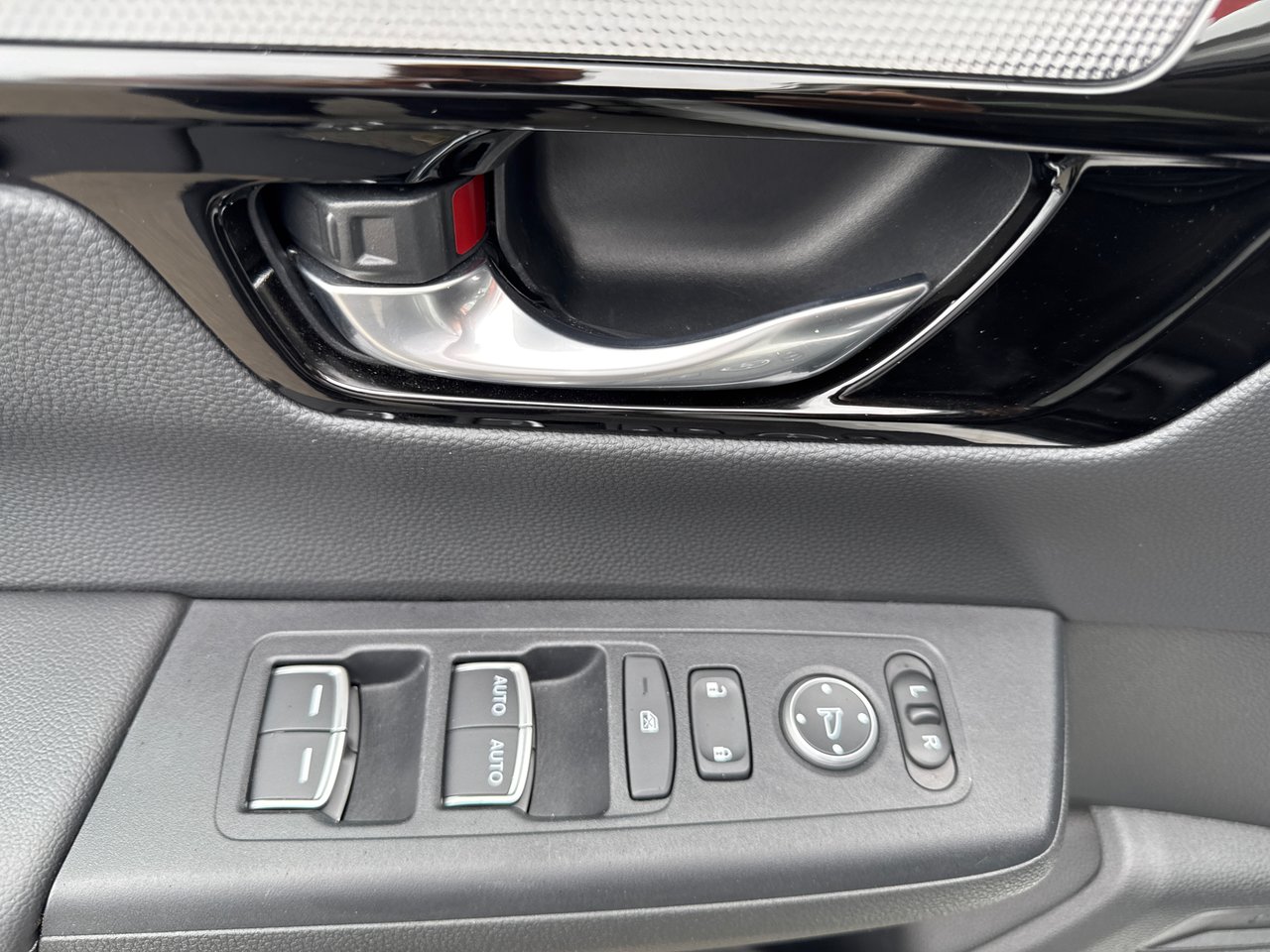 2025 Honda CR-V Sport-13