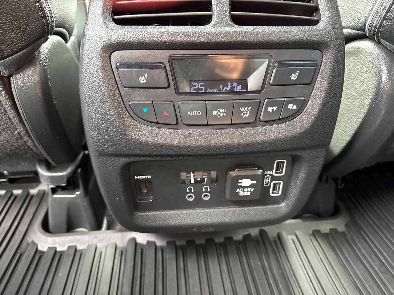 2020 Honda Pilot Touring-10