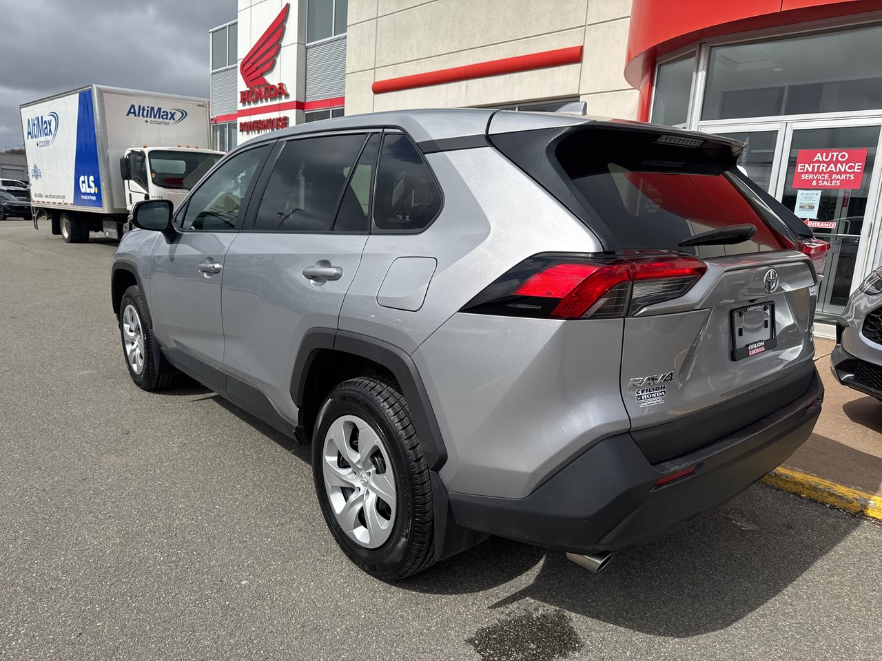 2024 Toyota RAV4 LE-5