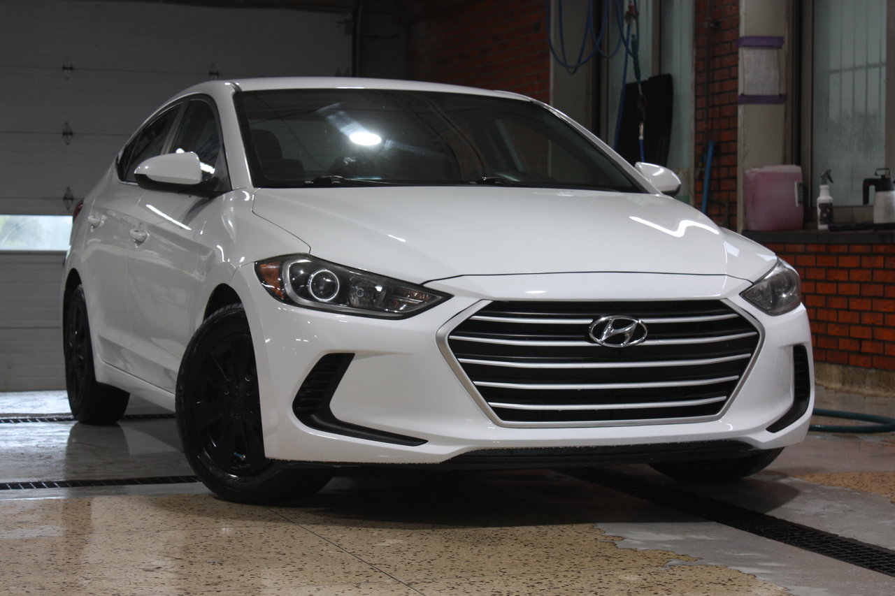 2017 Hyundai Elantra Sedan Manual