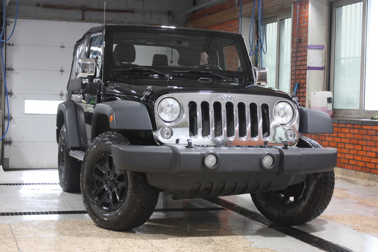 2014 Jeep Wrangler SUV / Crossover Manual