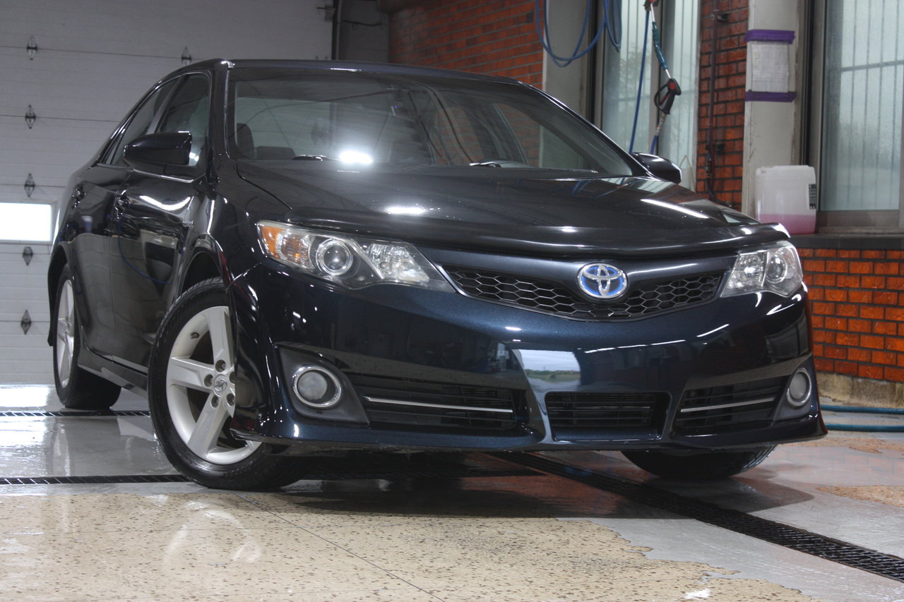 2014 Toyota Camry Hybrid Automatic