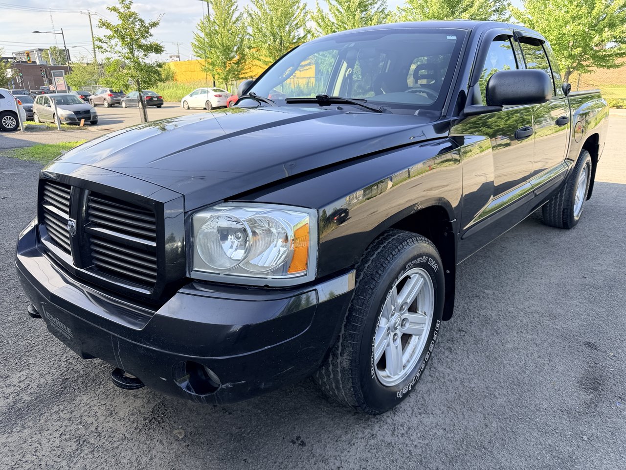 2007 Dodge Dakota Pickup Truck Four-Wheel Drive
