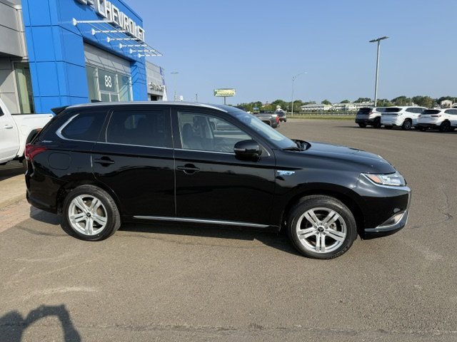 2022 Mitsubishi Outlander PHEV