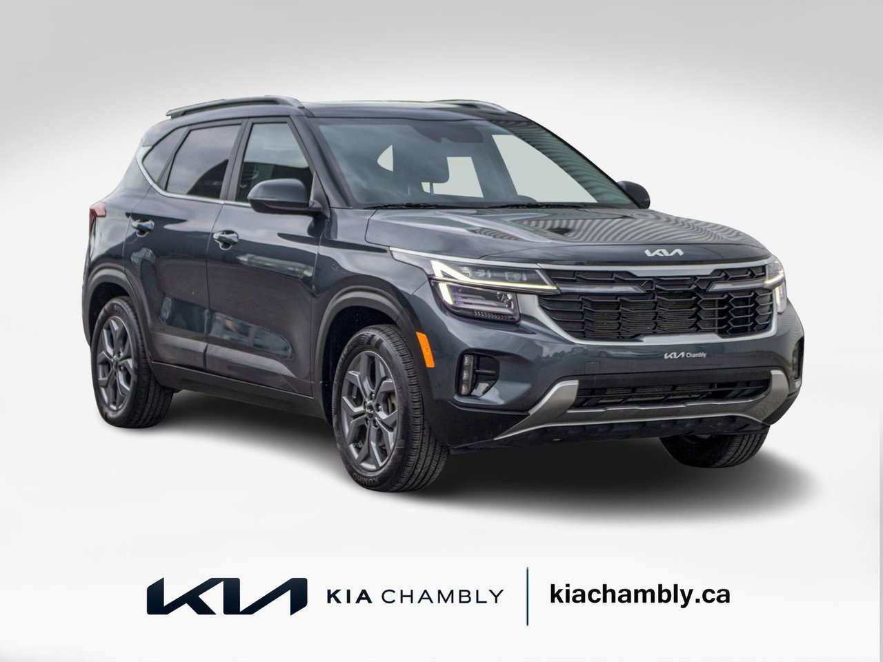 Black (Charcoal) 2025 Kia Seltos SUV / Crossover All-Wheel Drive 