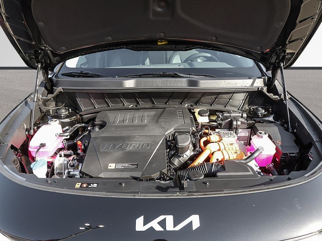 2025 Kia Niro PHEV LX-8