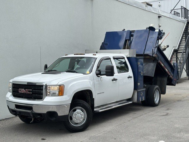 2014 GMC Sierra 3500HD Work Truck Crew Cab LB 4WD Pickup Truck Four-Wheel Drive Automatic