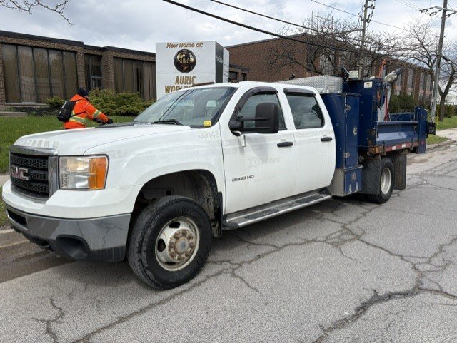 2014 GMC Sierra 3500HD Work Truck Crew Cab LB 4WD
