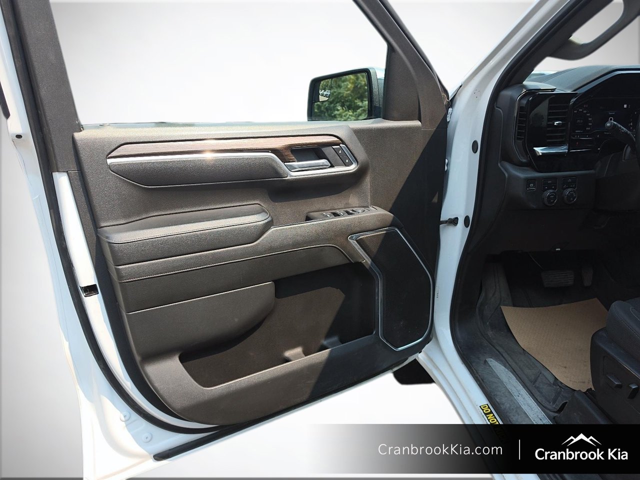 2025 Chevrolet Silverado 1500 LT-9