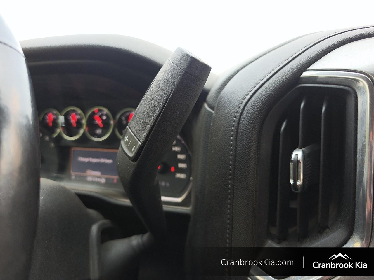 2019 Chevrolet SILVERADO 1500 LT-13