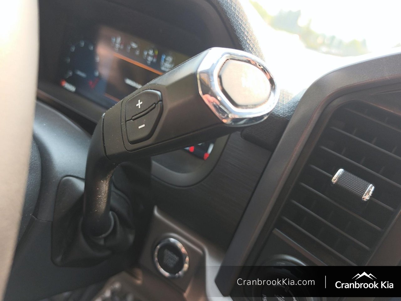 2024 Ford F-150 XLT-14