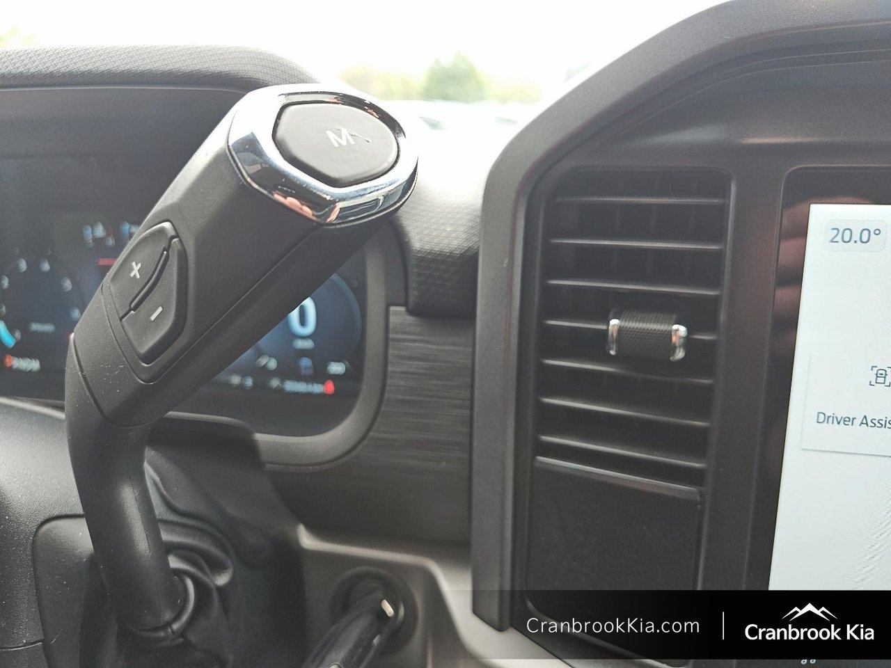 2025 Ford F-150 XLT-14