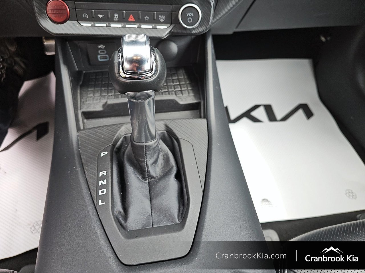 2024 Ford MUSTANG ECOBOOST-14