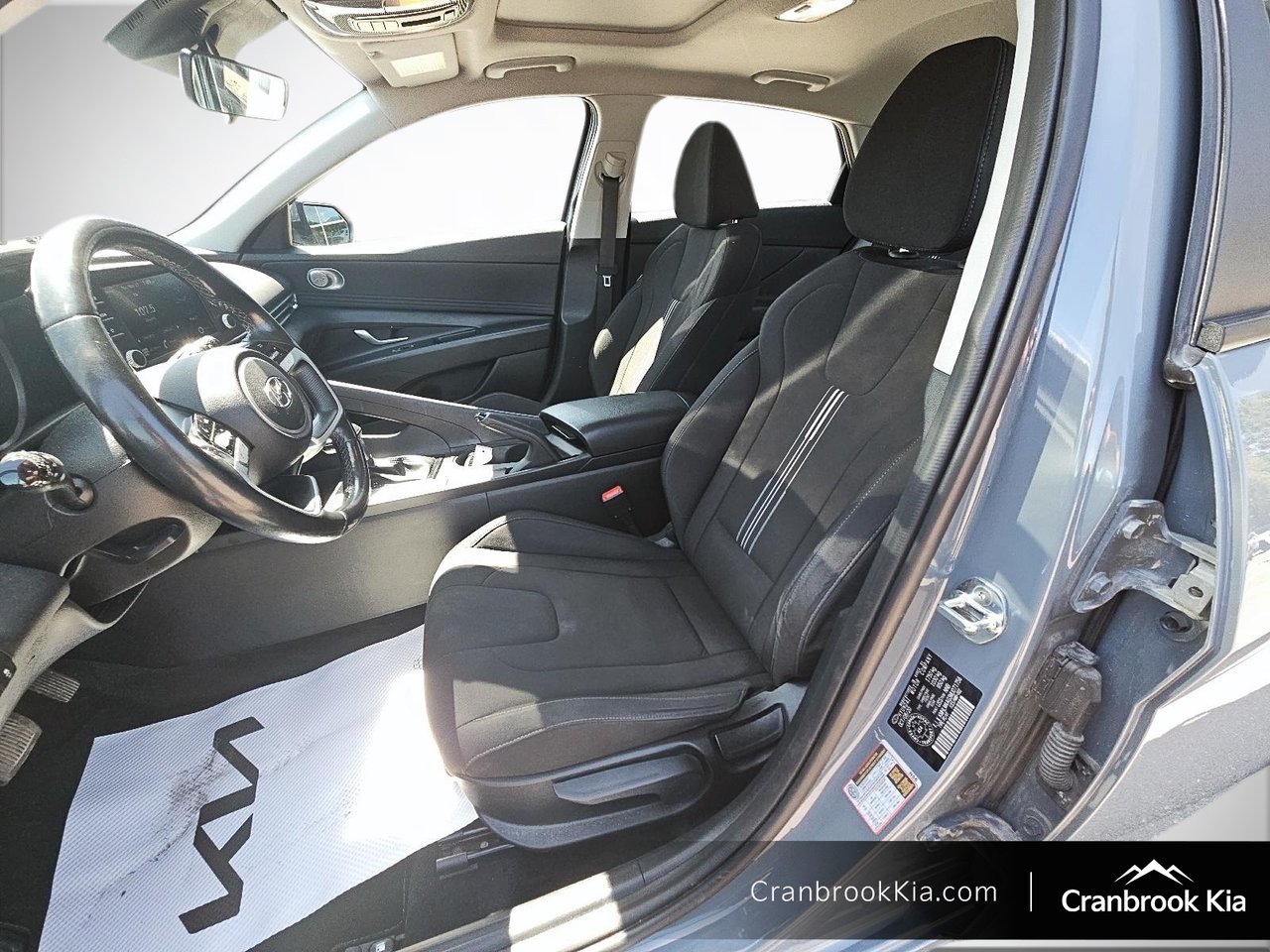 2021 Hyundai ELANTRA PREFERRED-8