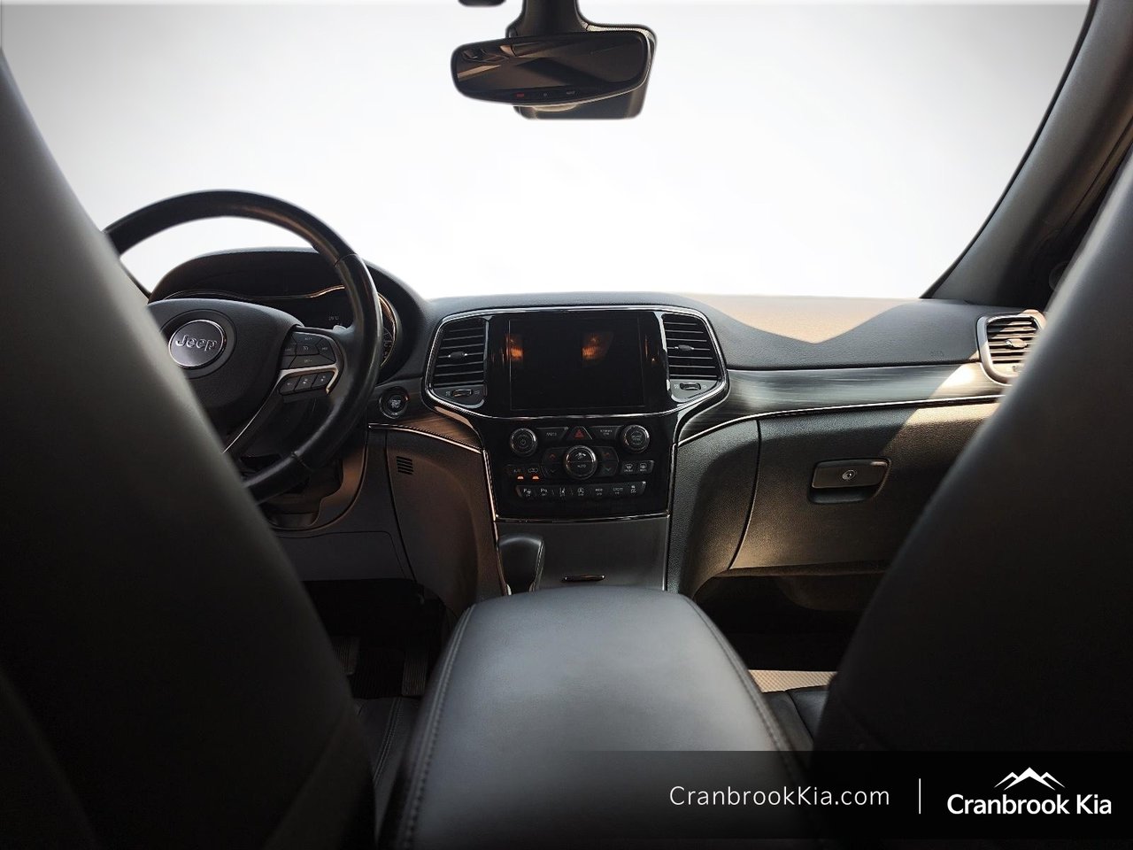 2021 Jeep Grand Cherokee Limited X-9