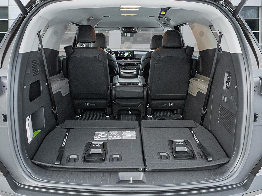 2026 Kia Carnival EX-6