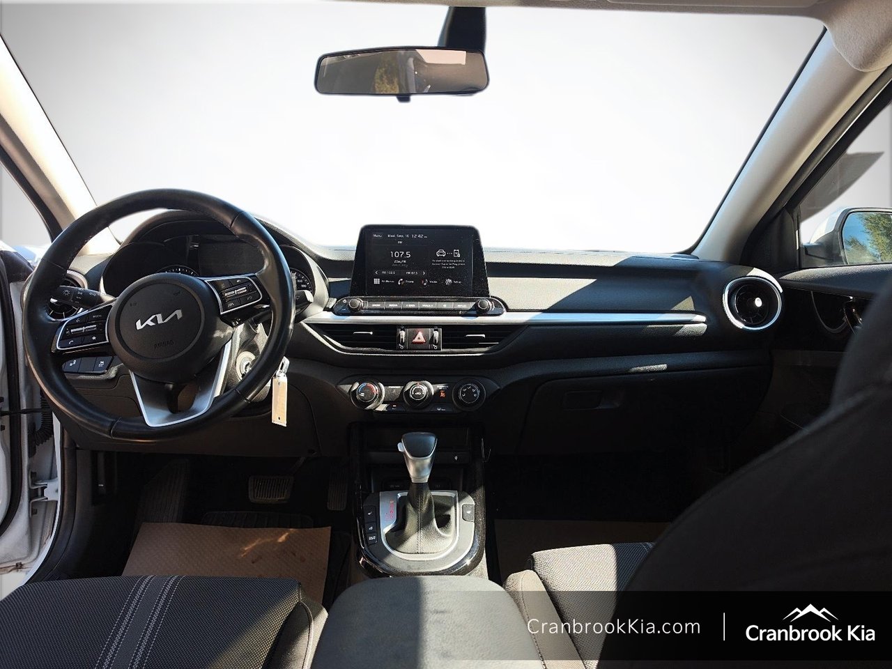 2023 Kia Forte EX-9