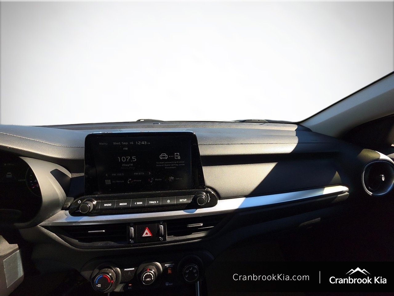 2023 Kia Forte EX-13