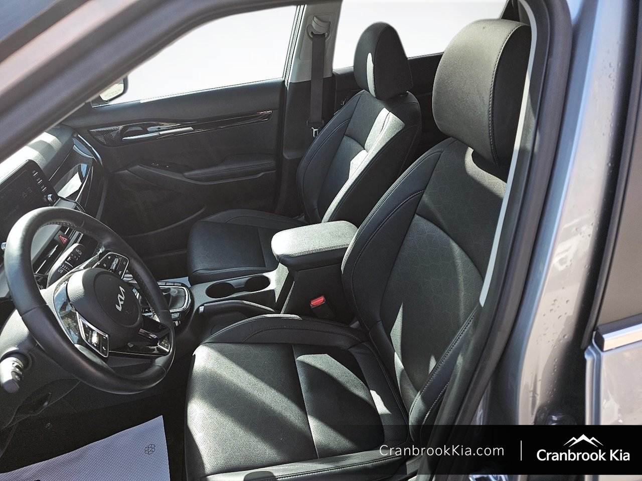 2025 Kia SELTOS EX-8