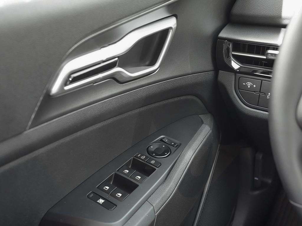 2026 Kia Sportage LX-15