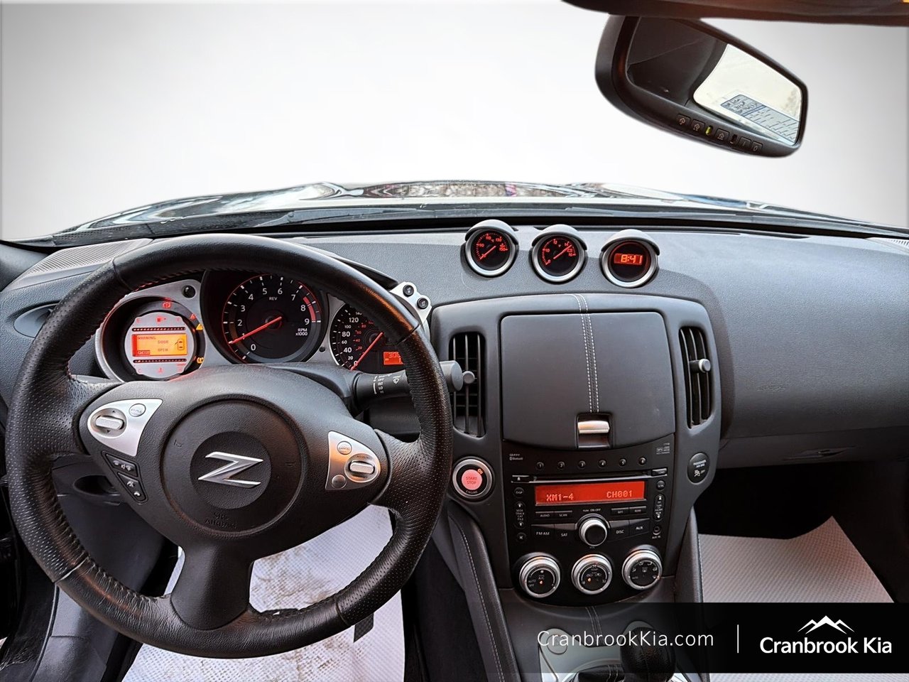 2009 Nissan 370Z BASE-9