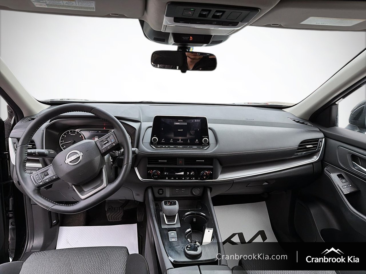 2025 Nissan ROGUE SV MOONROOF-8