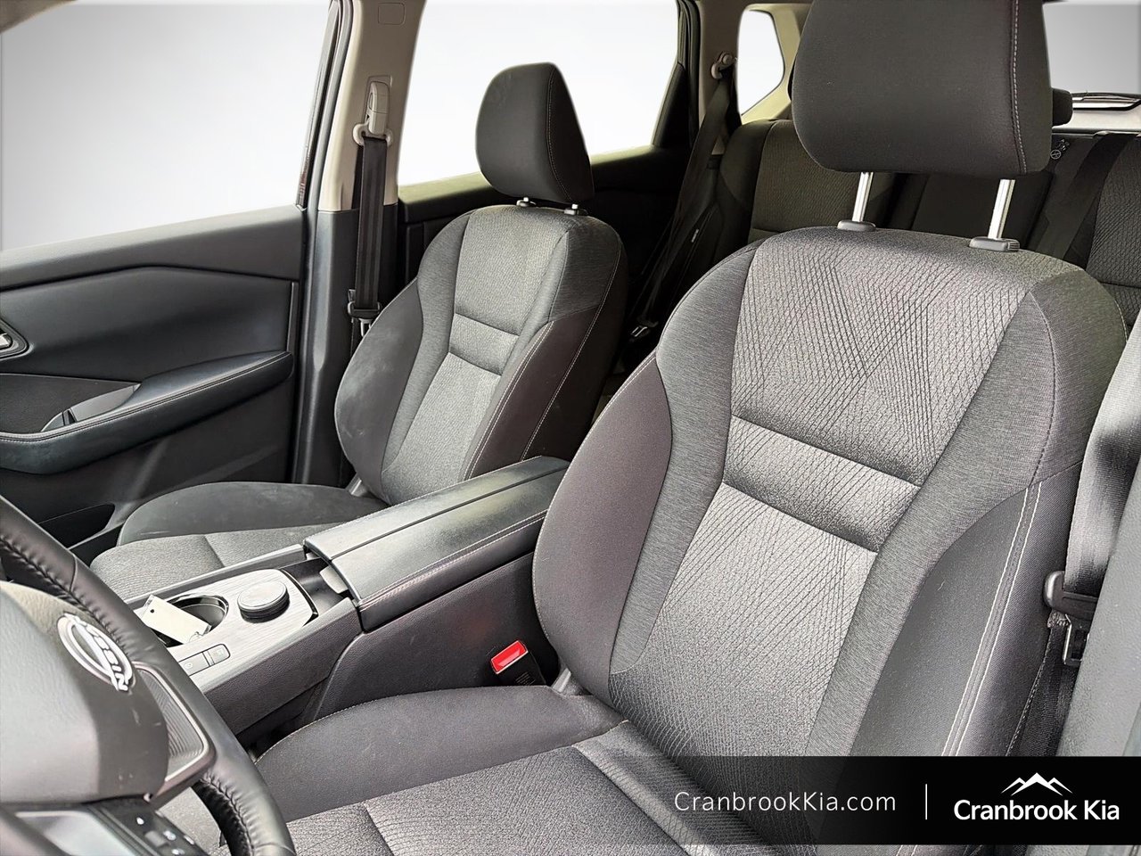 2025 Nissan ROGUE SV MOONROOF-7